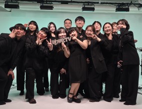 번개탄 TV l 별별콘 출연

빅콰이어가
번개탄TV에서

별내에서 별과 같이 
하나님을 사랑하는 사람들의 콘서트

